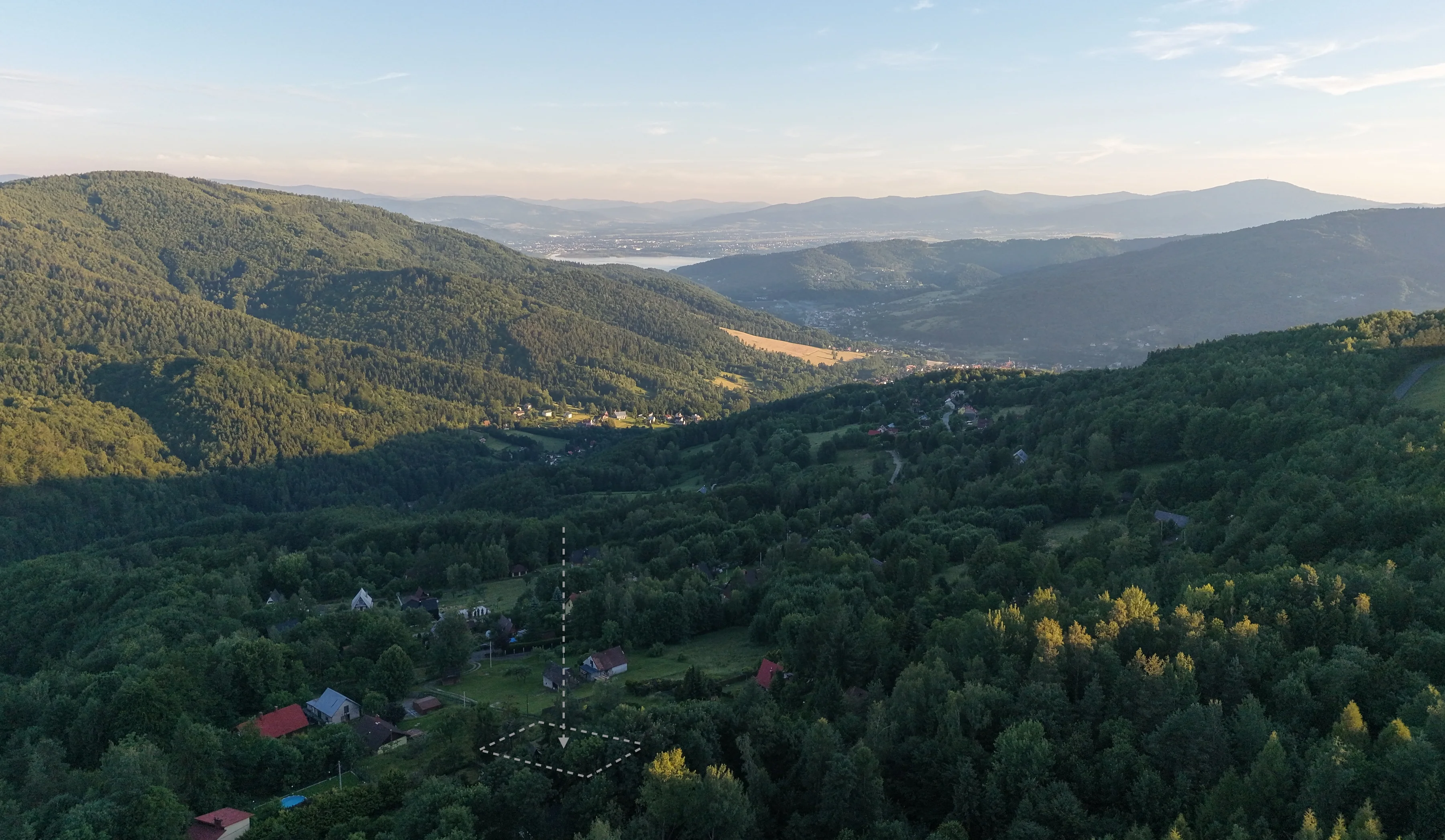 Panorama Beskidu Żywieckiego z okolicy działki